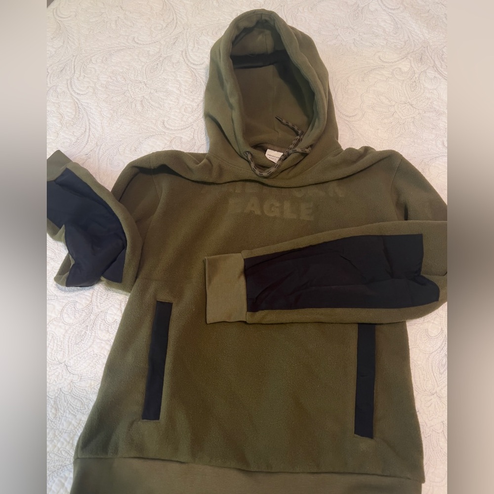 American Eagle fleece hoodie. Army green, small.